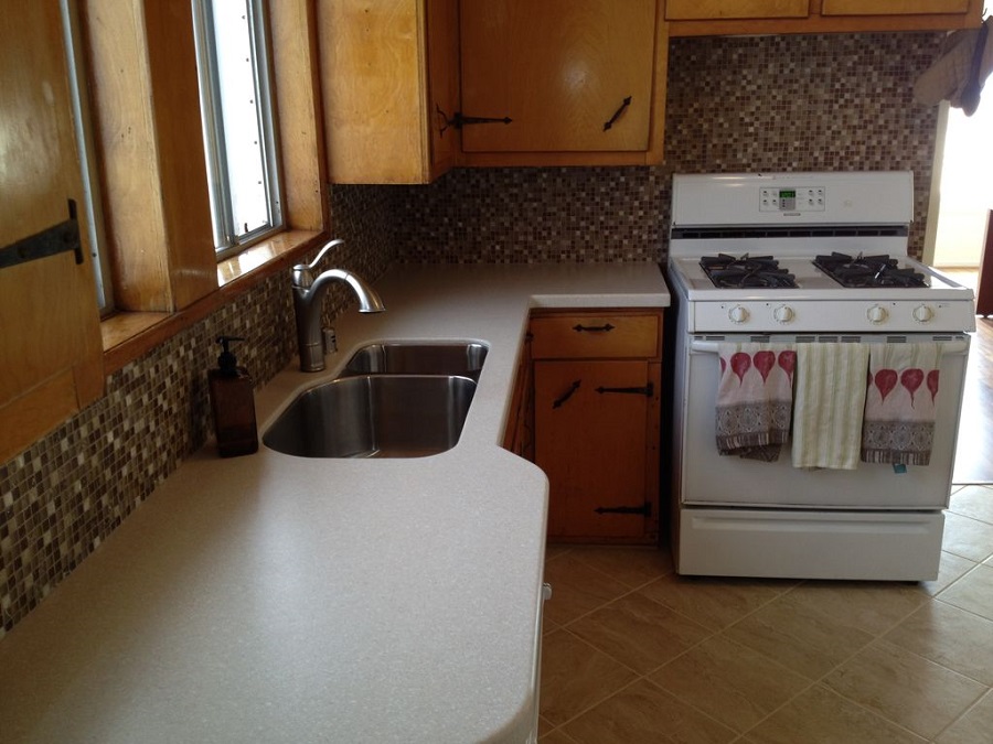 1301 E. Balboa Blvd. Upper (Ocean Front) Newport Escape Realty